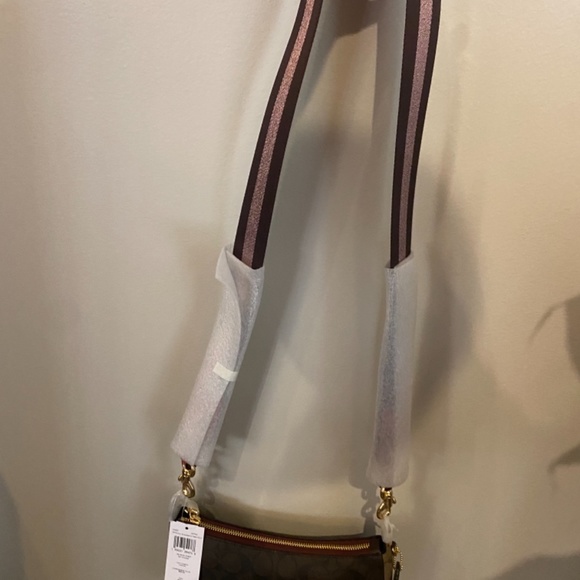 Coach Bag - Picture 3 of 3